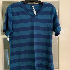 lululemon blue striped short sleeved tee
